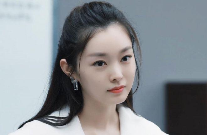 宋轶，从宋铁到荧幕女神的蜕变