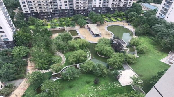 雍景四季，城市中的静谧港湾——二手房的魅力与价值