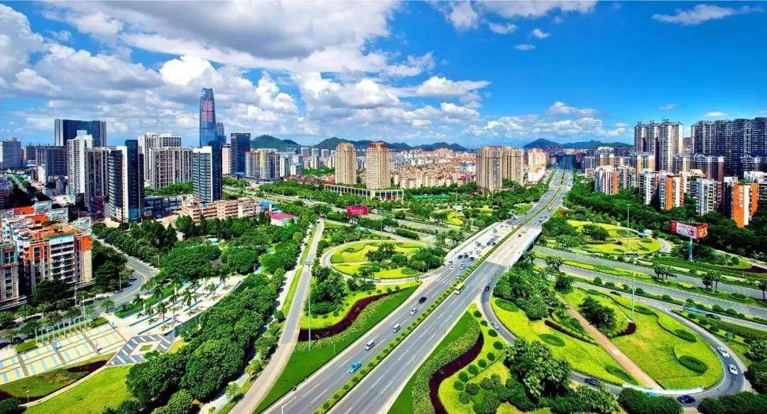 东莞花城广场，城市绿洲的璀璨绽放