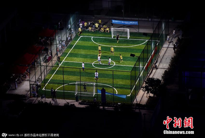揭秘外围足球平台大全，选择与风险并存