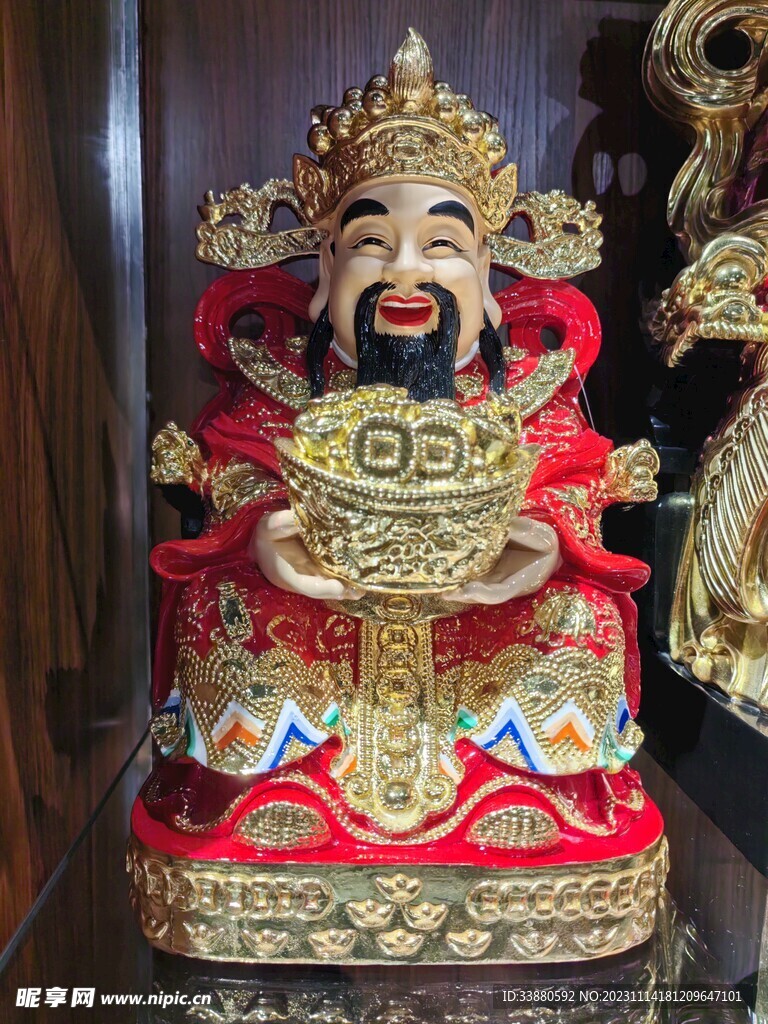 今期财神送五七，传统信仰与现代生活的和谐共舞