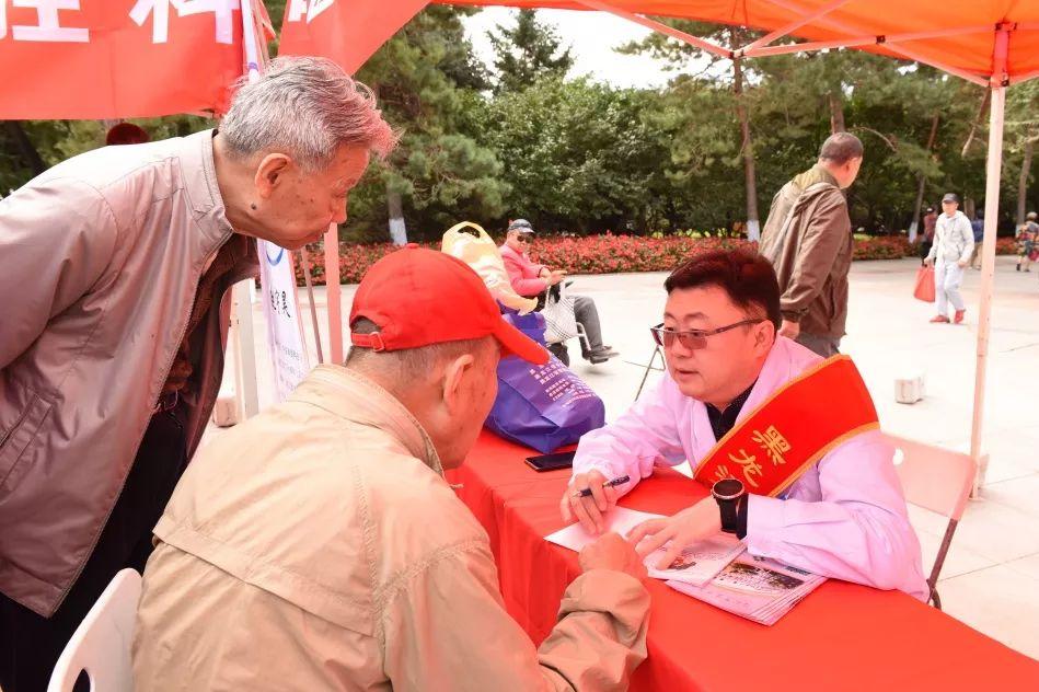 请问一下医生专家，关于健康与疾病预防的深度对话