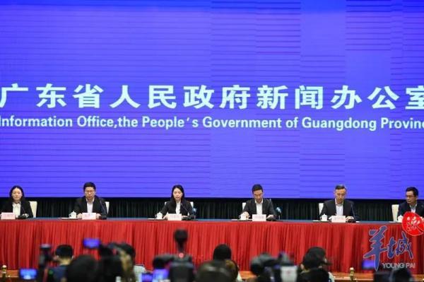 广东省新增本土确诊病例42例，疫情防控形势依然严峻广东省新增本土确诊病例42例是哪里的