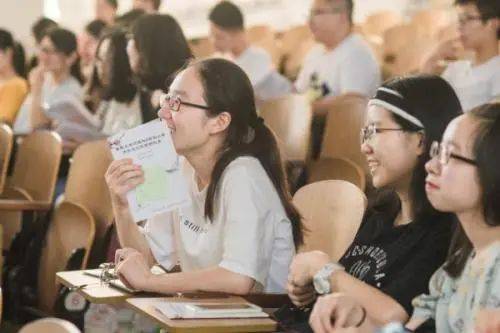 网络色情内容的危害与应对策略—以国产在线aaa片一区二区和98为例的深度剖析国产在线AAA片一区二区99短视频