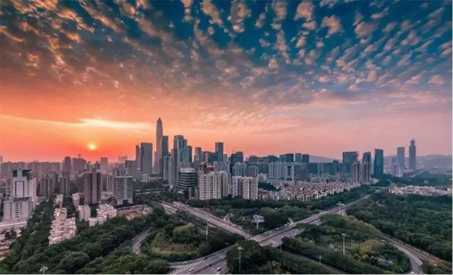 揭秘香港曾道六肖，传统与现代交织的彩市奇观香港今晚必开一肖