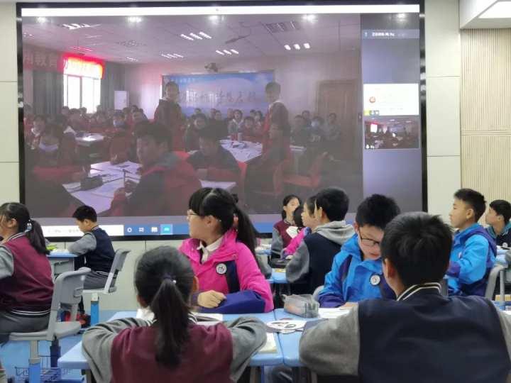）在当今这个数字化飞速发展的时代，互联网不仅成为了人们获取信息、交流沟通的重要工具和渠道之一。同时它也催生了许多新兴的商业模式和服务形式，strong>家家彩网专家预测最准确牛彩网