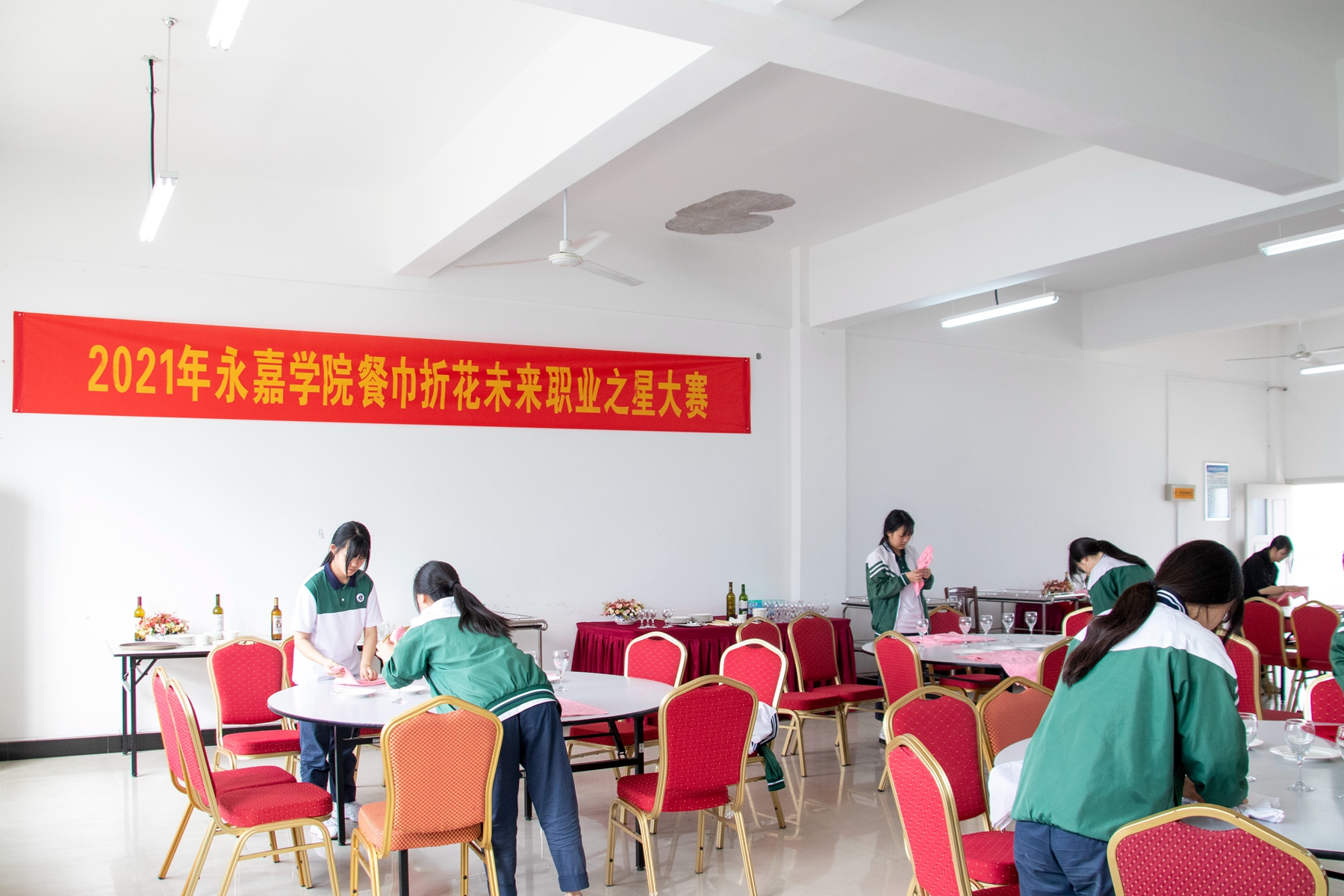 2035年，管家婆精准免费大全的未来展望2021年管家婆最准的资枓