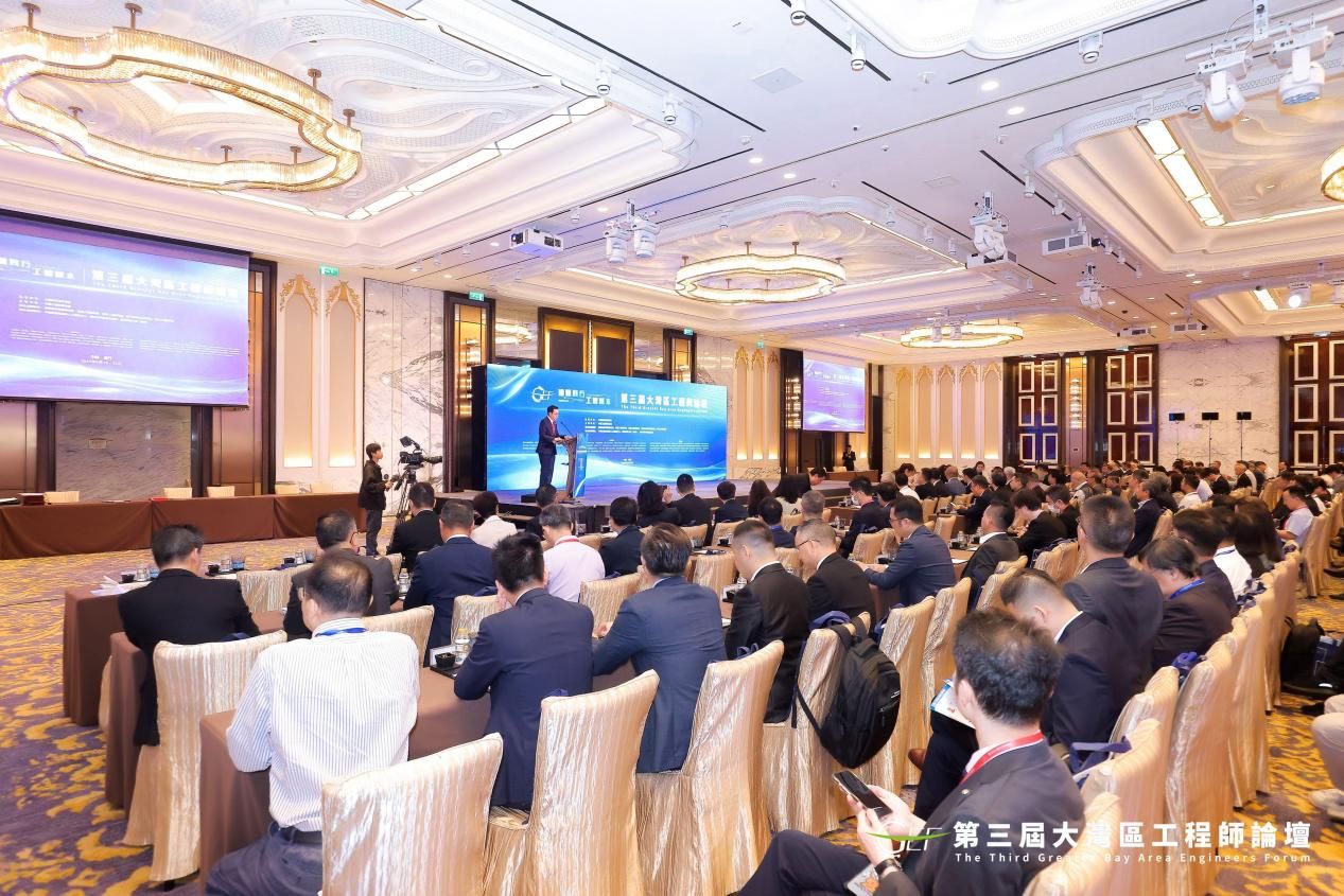 澳门正版资料免费大全版门,揭开网络赌博的灰色地带澳门正版资料免费大全2021年曾是工程师
