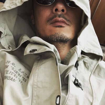 澳门六叔，神秘身份背后的故事澳门六叔的真实身份照片大全集简单又好看的