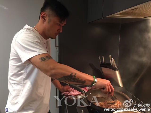 揭秘澳门六叔的神秘面纱，真实身份、照片对比与最新版视频解析澳门六叔现状