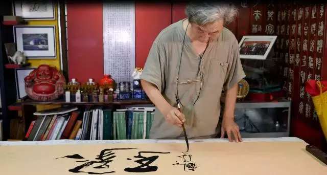 澳门六叔，笔墨间的艺术之旅—书法欣赏视频全览六叔书法欣赏澳门232期