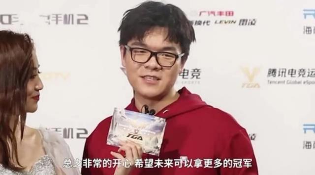 澳门六叔，神秘身份的背后澳门六叔的真实身份有哪些人物呢图片大全